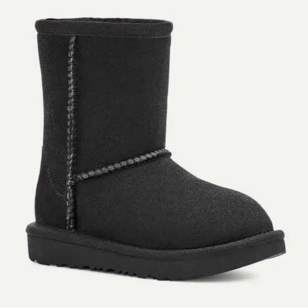 Uggs classic shearling Cozy Black Kids Boots toddler Sz 7t